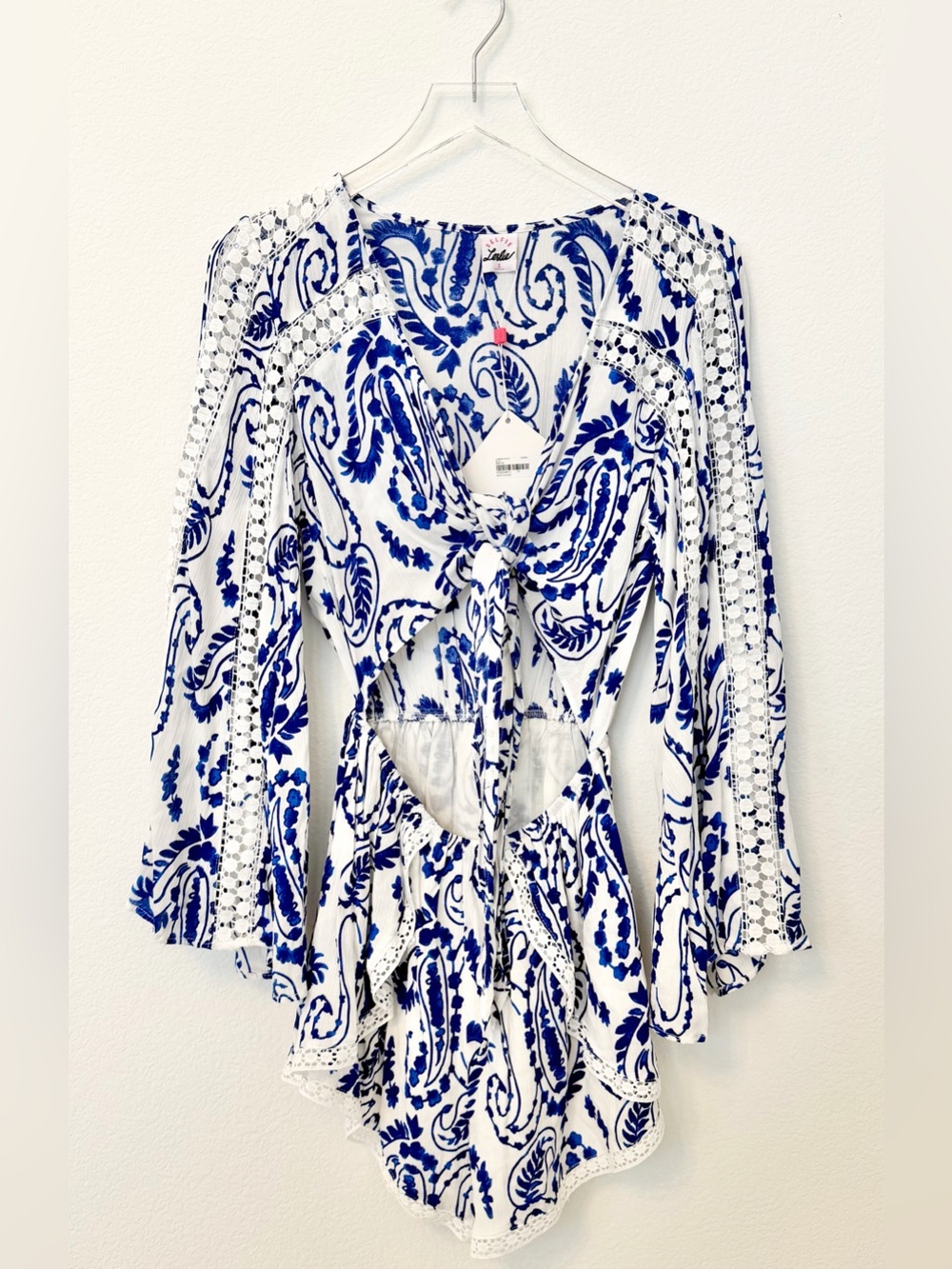 NWT Selfie Leslie Blue & White Print Tie Front Romper S